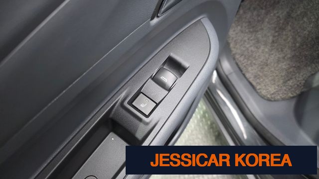 2019 Chevrolet Bolt EV - Thumbnail 12