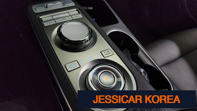 2022 Genesis GV70 - Thumbnail 11