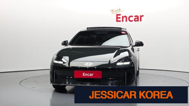 2023 Hyundai Ioniq 6 - Thumbnail 16