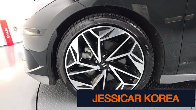 2023 Hyundai Ioniq 6 - Thumbnail 19