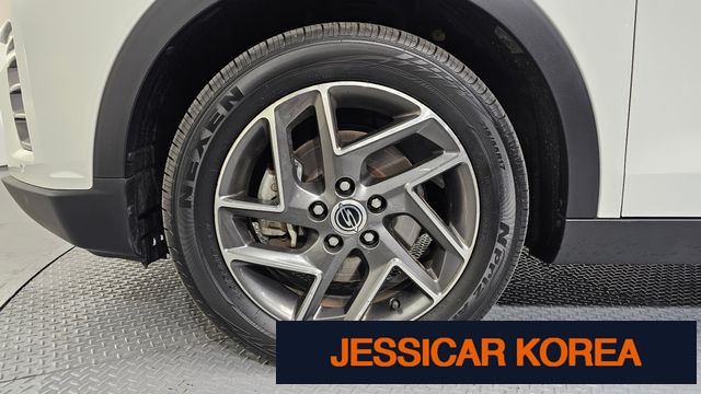 2022 KG Mobility Very New Tivoli - Thumbnail 9