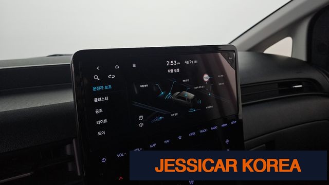 2025 Hyundai Staria - Thumbnail 5