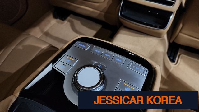 2025 Genesis G80 (RG3) - Thumbnail 9