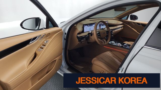 2025 Genesis G80 (RG3) - Thumbnail 10