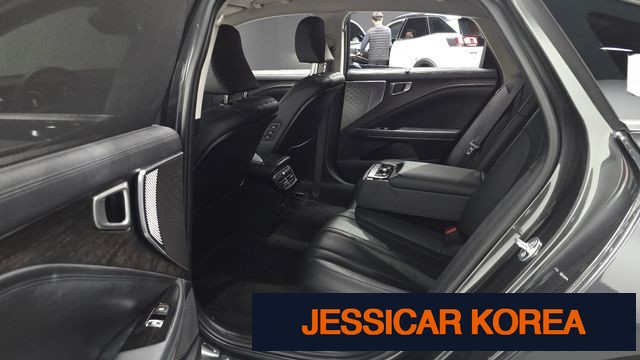 2023 Kia K8 Hybrid - Thumbnail 9