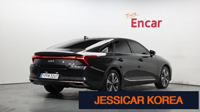 2023 Kia K8 Hybrid - Thumbnail 16