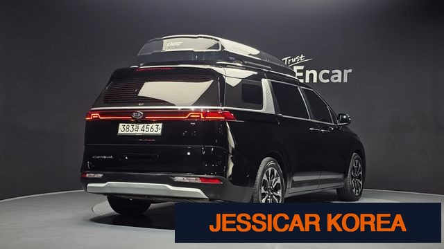 2021 Kia Carnival 4th Gen - Thumbnail 3