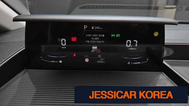 2025 Hyundai Staria - Thumbnail 12