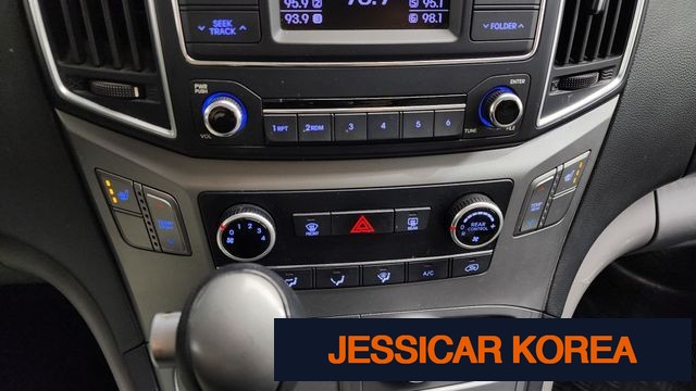 2017 Hyundai Grand Starex - Thumbnail 6