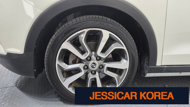 2016 KG Mobility Tivoli - Thumbnail 3