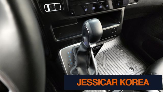 2022 Hyundai Staria - Thumbnail 9