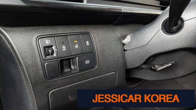 2022 Hyundai Staria - Thumbnail 10