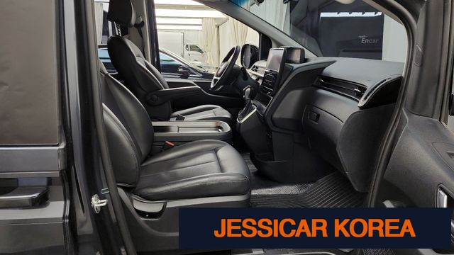 2022 Hyundai Staria - Thumbnail 13
