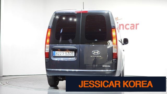 2022 Hyundai Staria - Thumbnail 20