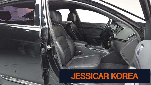 2011 Kia K7 - Thumbnail 3