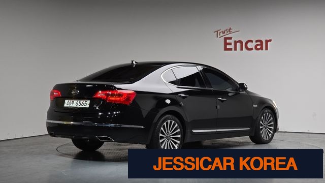 2011 Kia K7 - Thumbnail 11