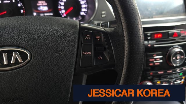 2011 Kia K7 - Thumbnail 13