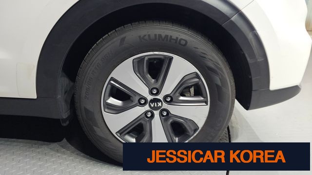 2017 Kia Niro - Thumbnail 4