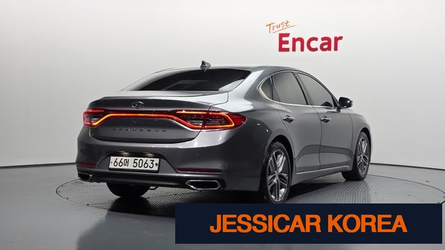 2018 Hyundai Grandeur IG - Thumbnail 11