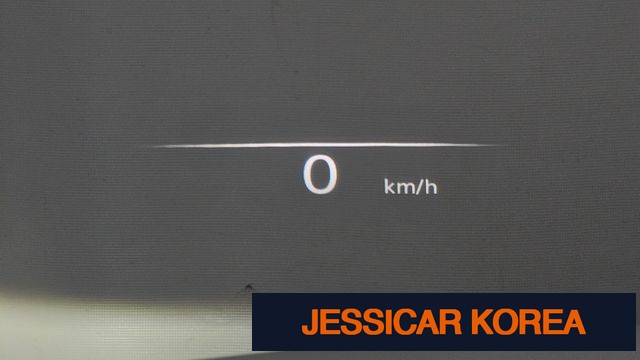 2022 Genesis GV70 - Thumbnail 18