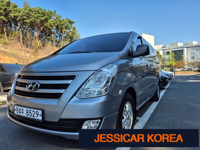 2017 Hyundai Grand Starex - Thumbnail 5