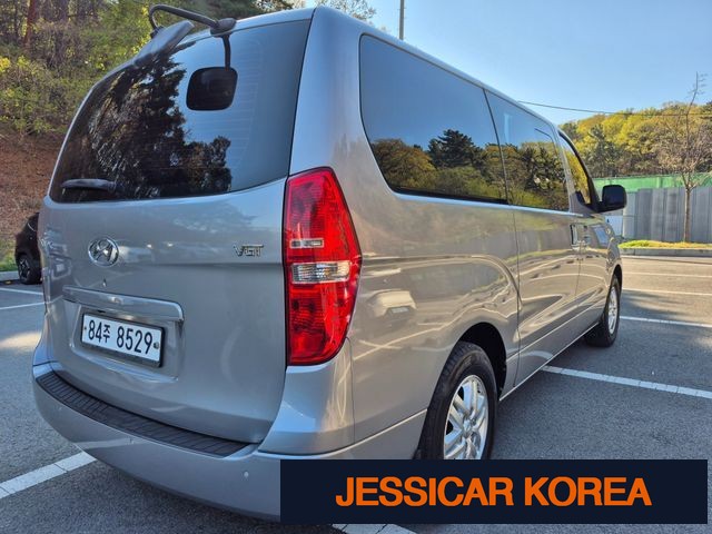 2017 Hyundai Grand Starex - Thumbnail 13