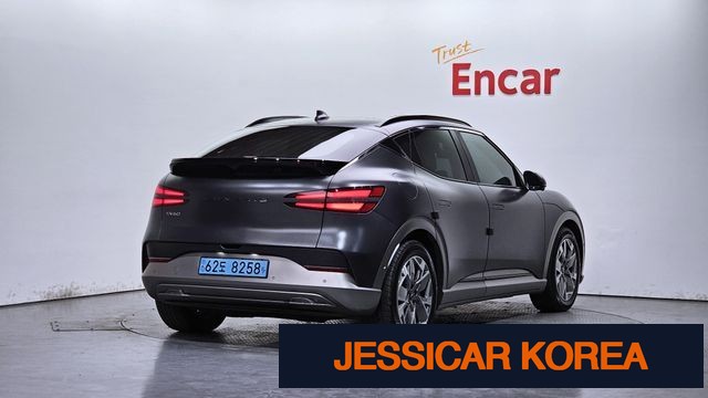 2022 Genesis GV60 - Thumbnail 12