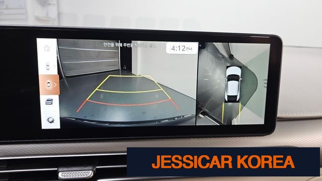 2022 Genesis GV60 - Thumbnail 17