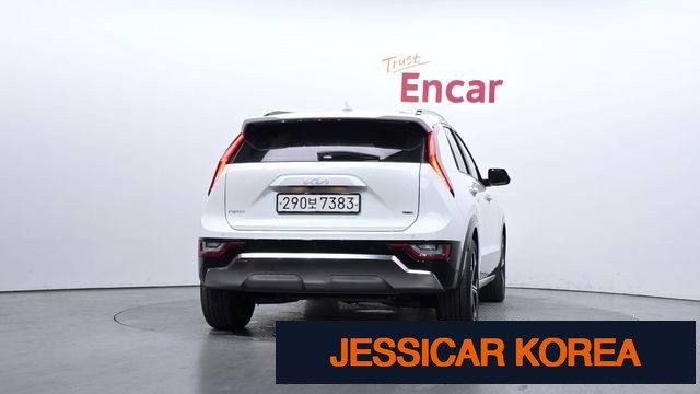 2025 Kia The All New Niro - Thumbnail 8