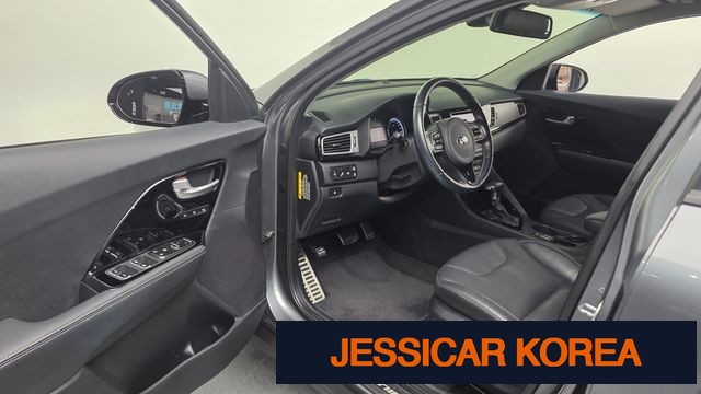 2018 Kia Niro - Thumbnail 11