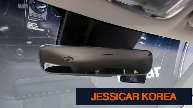 2021 Genesis GV70 - Thumbnail 4