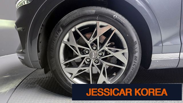 2021 Genesis GV70 - Thumbnail 11
