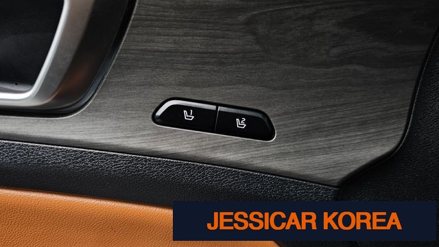 2022 Kia Sportage 5th Gen - Thumbnail 2