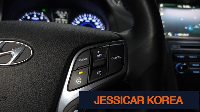 2017 Hyundai Grandeur HG - Thumbnail 3