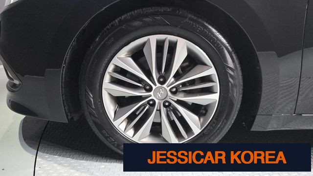 2017 Hyundai Grandeur HG - Thumbnail 18