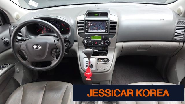 2012 Kia Carnival R - Thumbnail 4