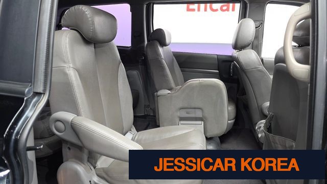 2012 Kia Carnival R - Thumbnail 17
