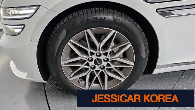 2026 Genesis G80 (RG3) - Thumbnail 2
