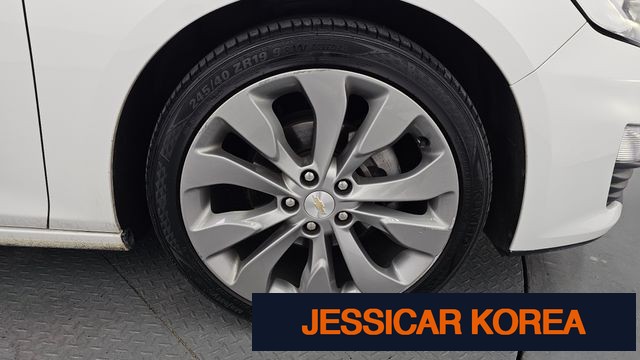 2019 Chevrolet The New Malibu - Thumbnail 18