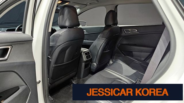 2022 Kia Sportage 5th Gen - Thumbnail 2
