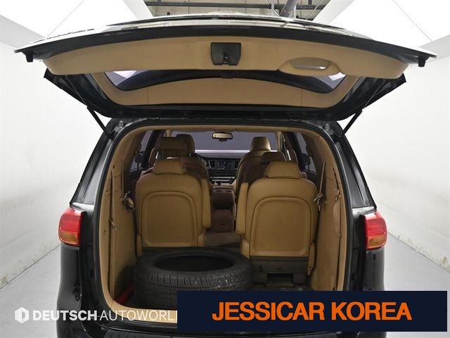 2017 Kia All New Carnival - Thumbnail 3