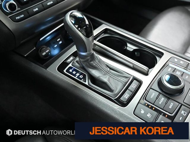 2016 Hyundai Genesis DH - Thumbnail 19