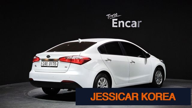 2013 Kia K3 - Thumbnail 16