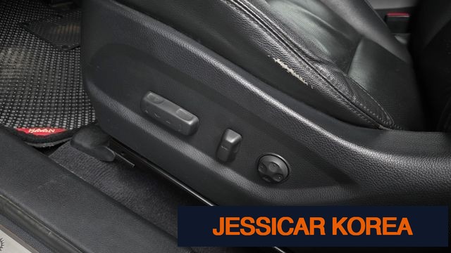 2013 Hyundai Santa Fe DM - Thumbnail 12