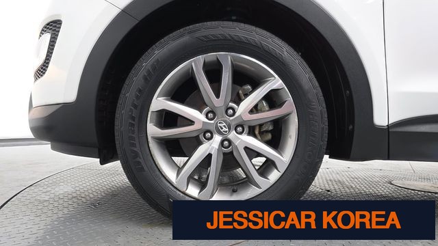 2013 Hyundai Santa Fe DM - Thumbnail 8