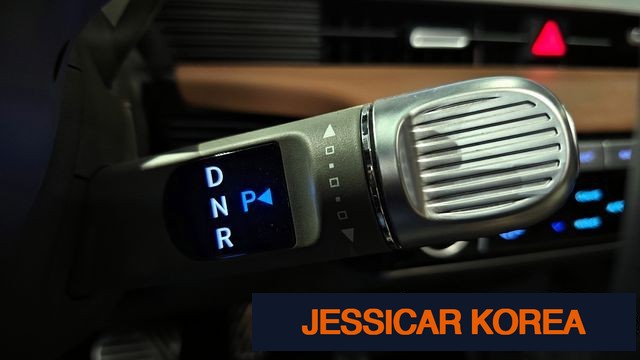 2023 Hyundai Ioniq 5 - Thumbnail 6