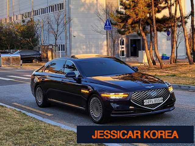 2019 Genesis G90 - Thumbnail 13