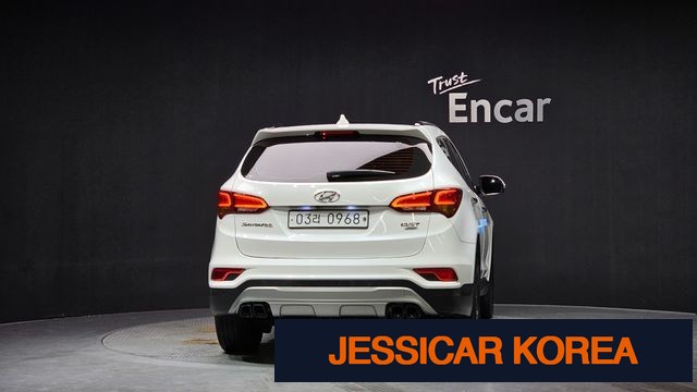 2016 Hyundai Santa Fe The Prime - Thumbnail 17