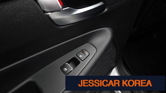 2021 Hyundai The New Santa Fe - Thumbnail 16
