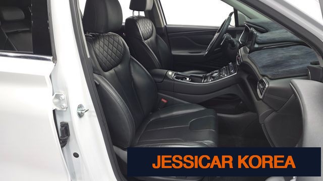 2021 Hyundai The New Santa Fe - Thumbnail 18
